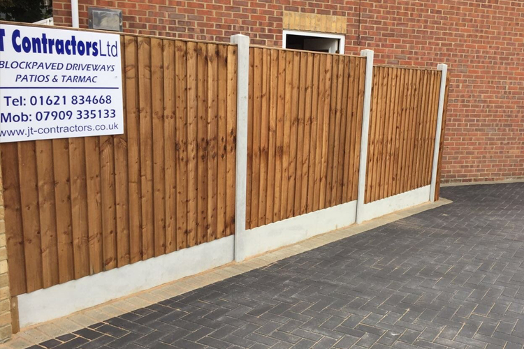 JT Contractors - Fencing and Gates Essex