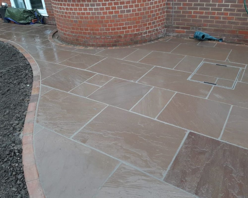 JT Contractors - Autumn Brown Riven Edge