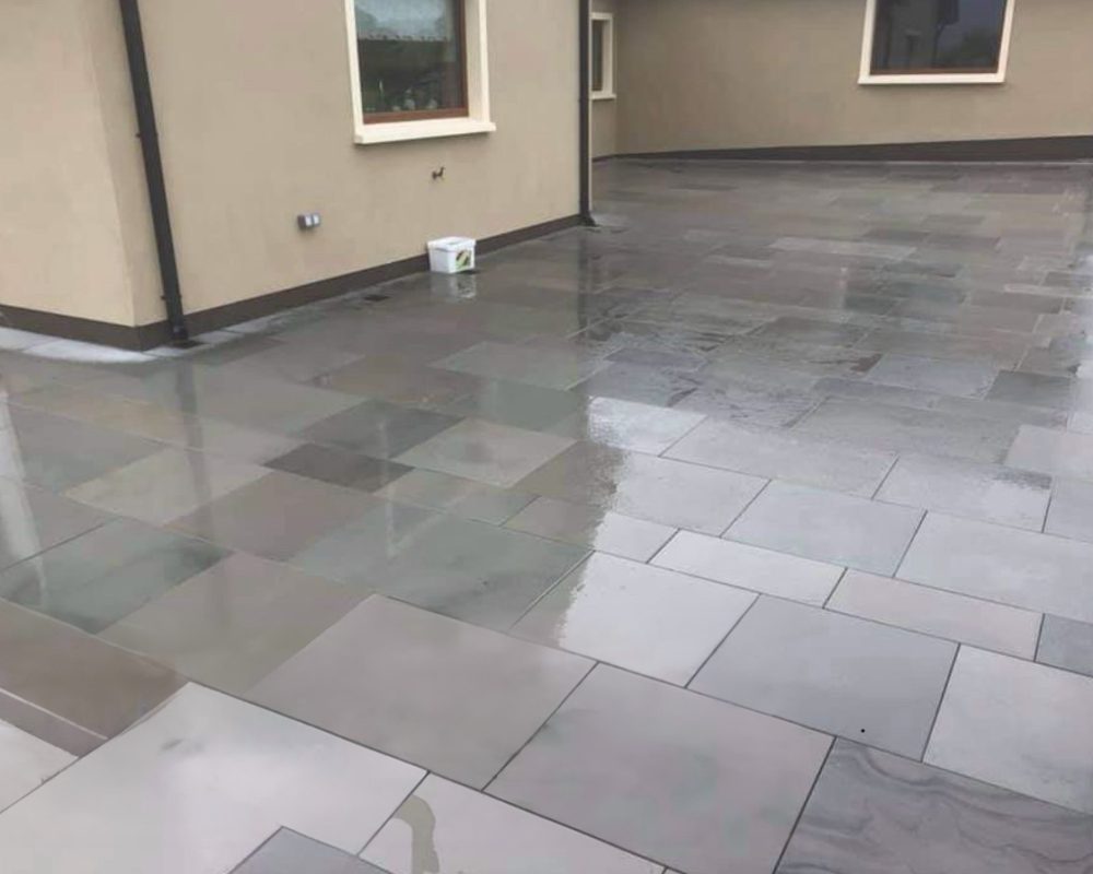 JT Contractors - Kandla Grey Sawn and Honed