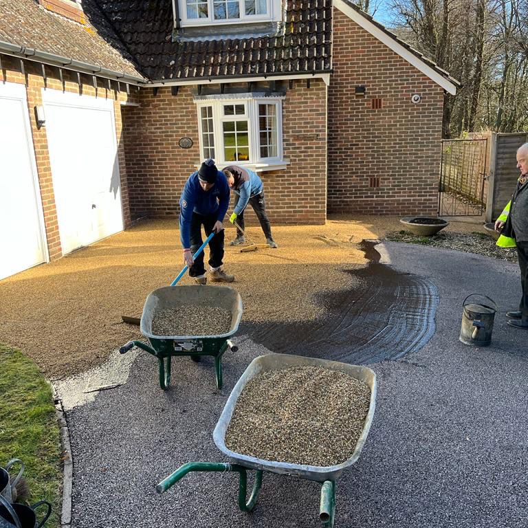 JT Contractors - Tar & Chip Driveways Essex